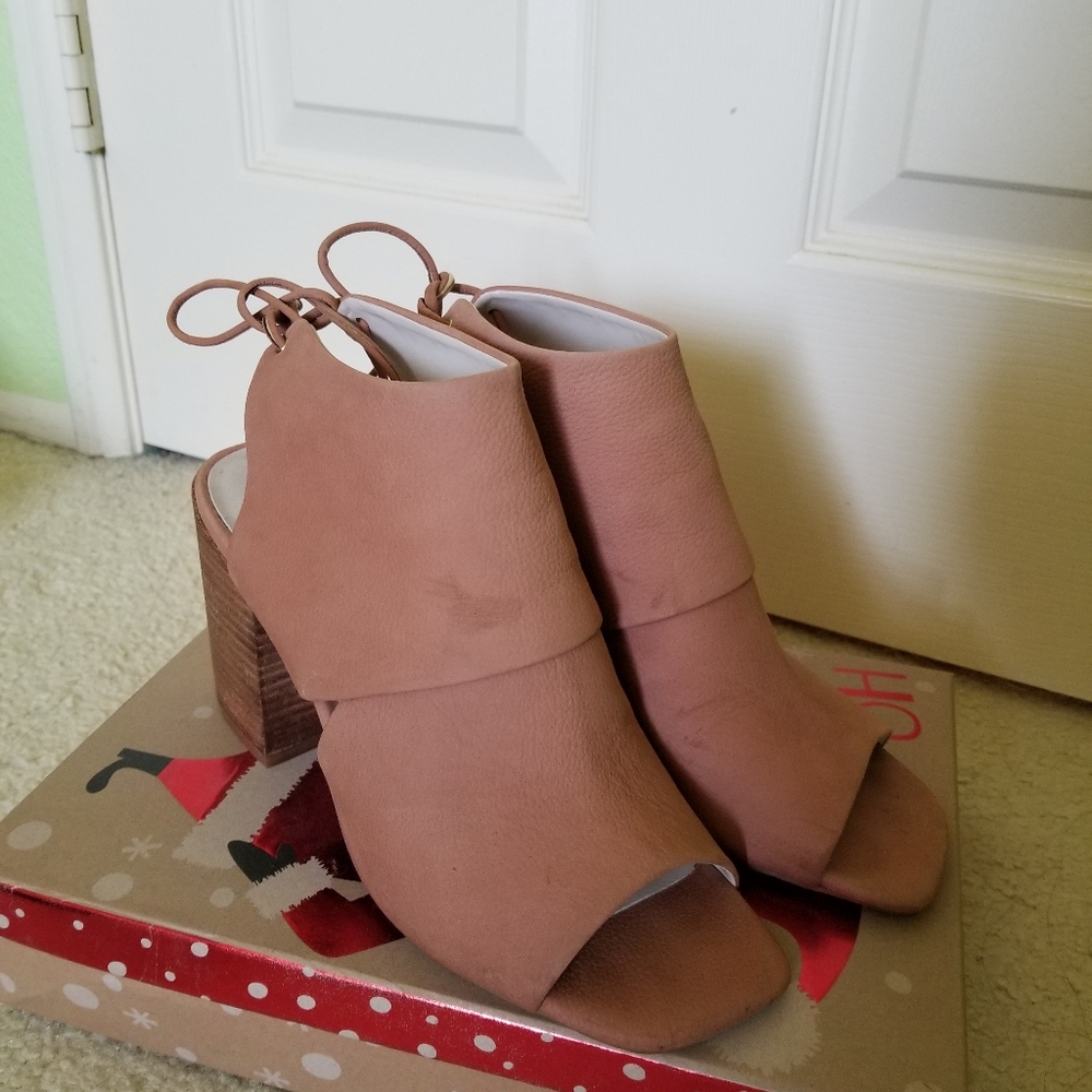 Kenneth cole mules/sandals